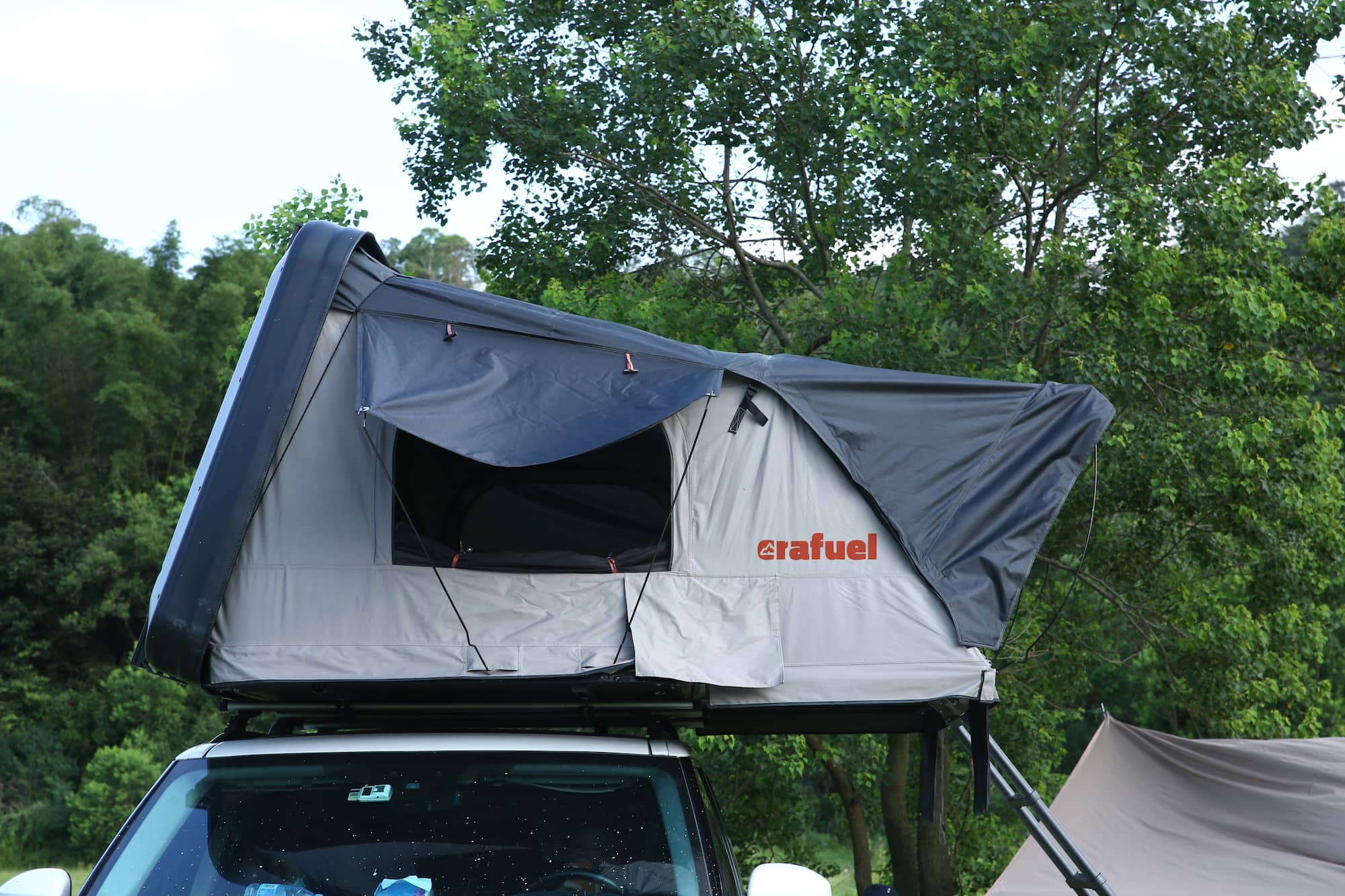 Tente de Toit à Coque En Aluminium - 4 Personnes