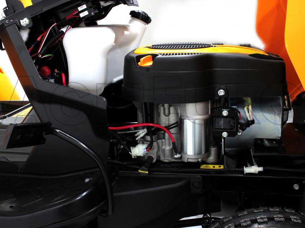 Tosaerba a trazione Stiga Tornado 398 M